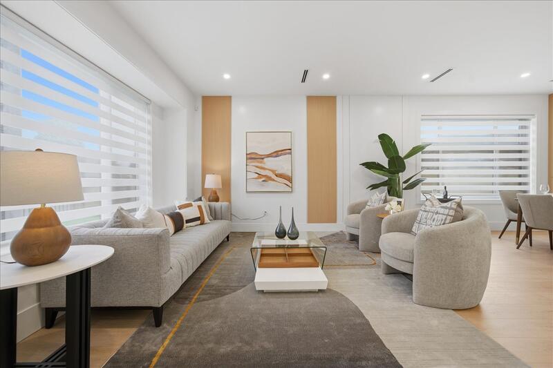 Custom home living room Richmond