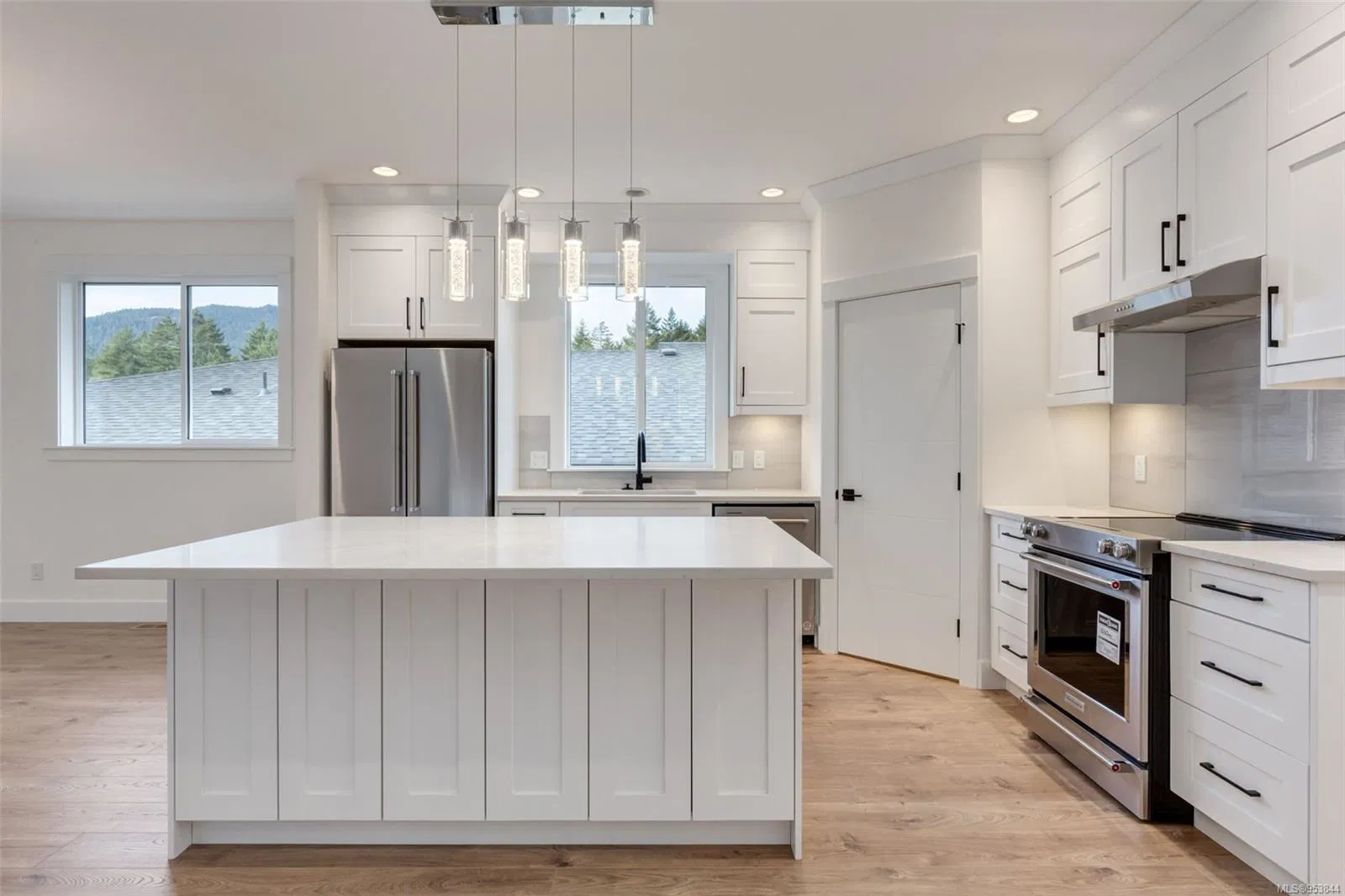 Langara II thumbnail 6