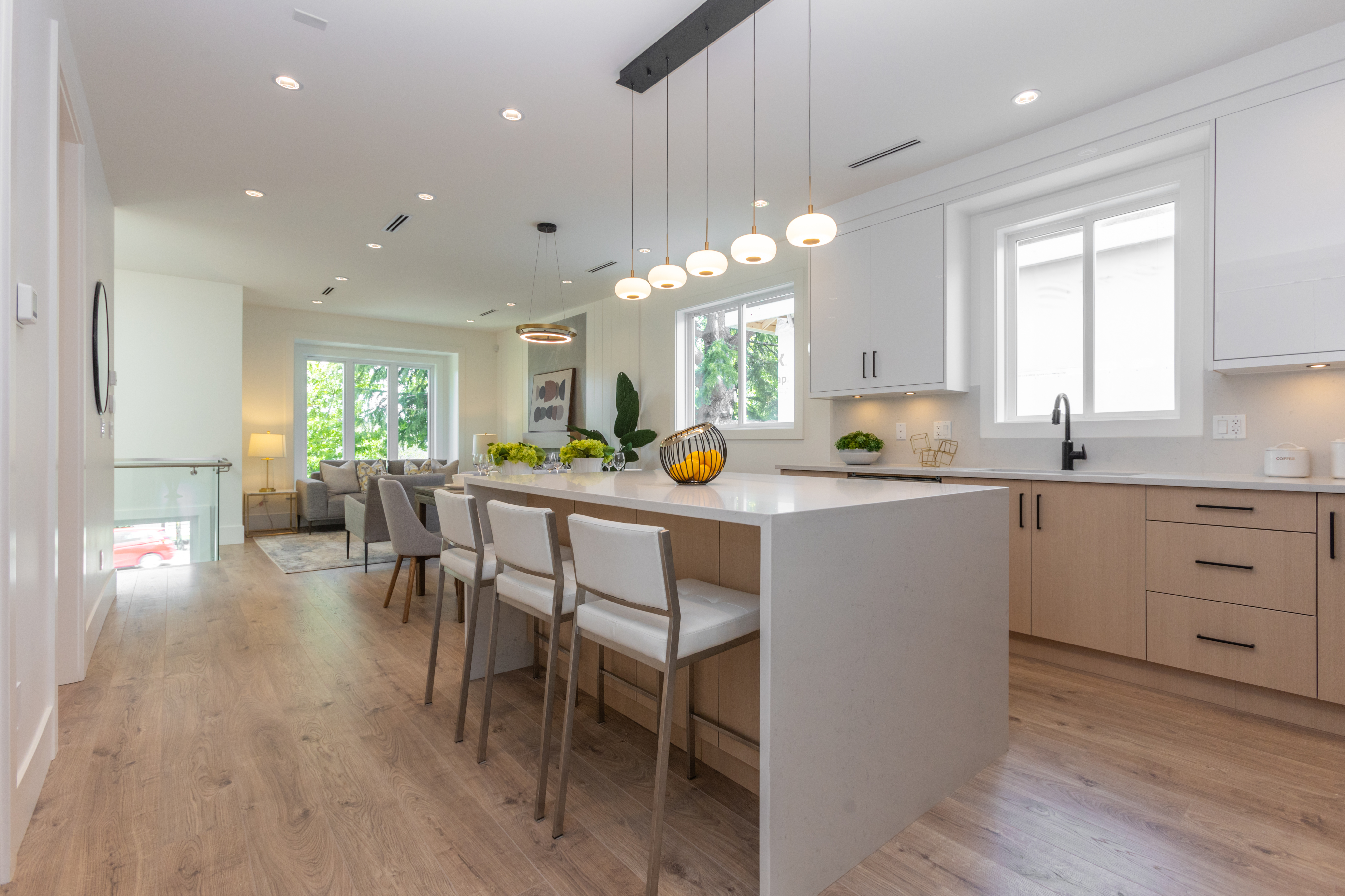 Williams thumbnail 5